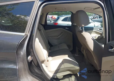 2013 Ford Escape Se z USA, uszkodzony, nr VIN 1FMCU0GXXDUD24927